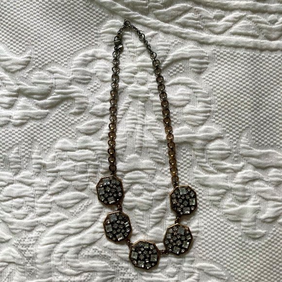 Short "Diamond" Statement Necklace - Picture 2 of 6